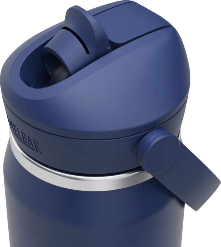 Camelbak® Thrive Flip VSS 740 ml vacuum insulated stainless steel water bottle with flip straw - Image 4