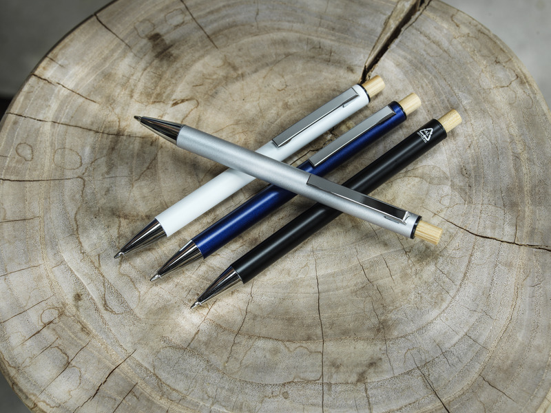 Cyrus recycled aluminium ballpoint pen (blue ink) - Image 3