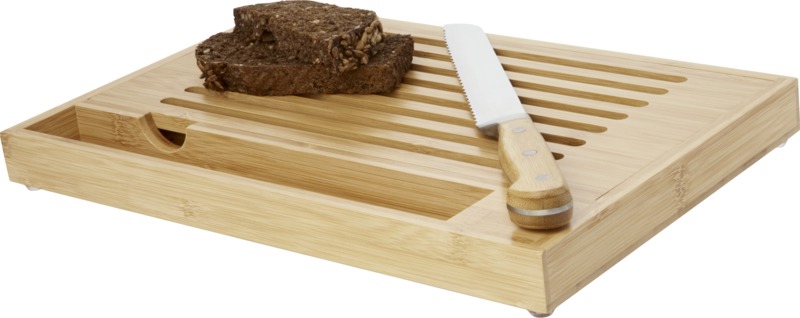 Pao bamboo cutting board with knife