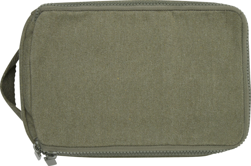 Pack 500 g/m² Aware™ recycled toiletry organiser - Image 17