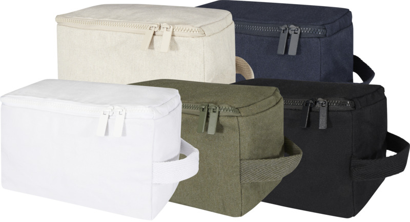 Pack 500 g/m² Aware™ recycled toiletry organiser - Image 19