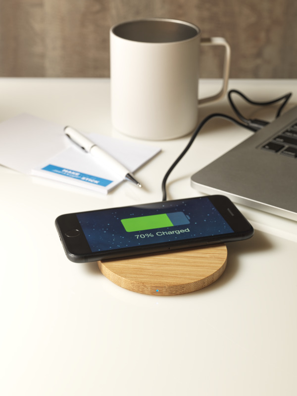Essence 15W bamboo wireless charging pad - Image 8
