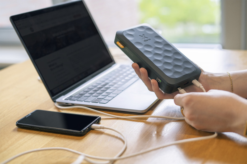 Xtorm FS5451 Fuel Series 45.000 mAh 67W power bank - Image 10