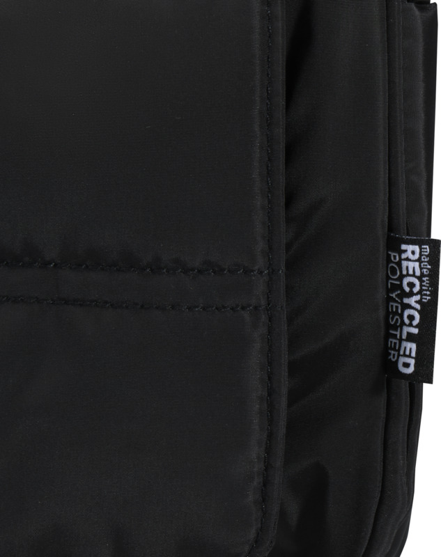Puffer GRS recycled hangable toiletry bag 8L - Image 19