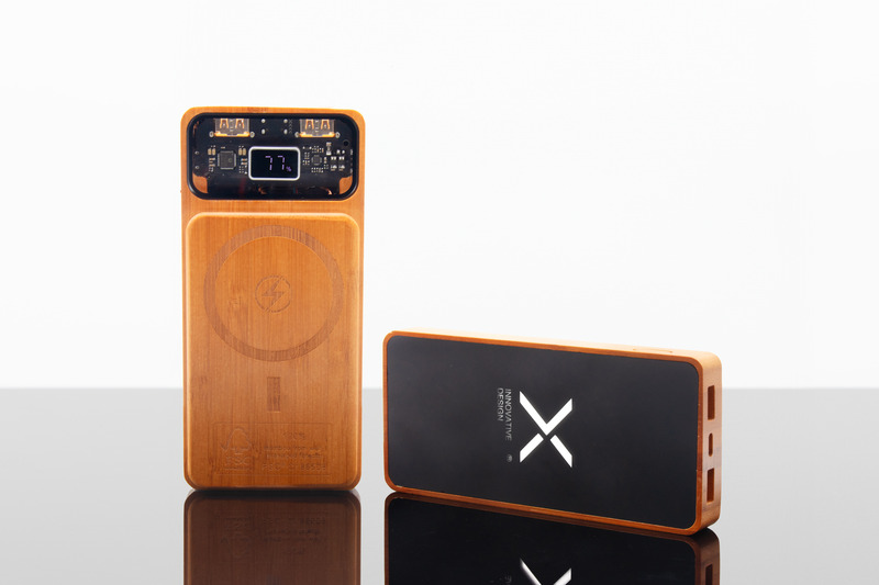 SCX.design P48 10.000 mAh magnetic 15W wooden power bank - Image 3