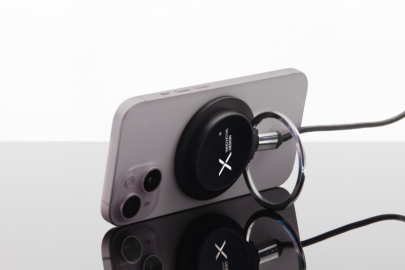 SCX.design W35 15W MagSafe ring charger - Image 7