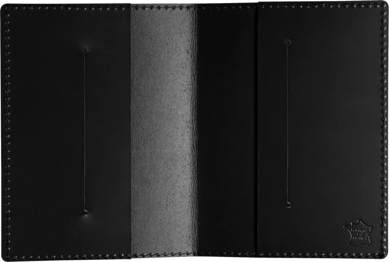 SCX.design A13 passport holder with smart tag - Image 3