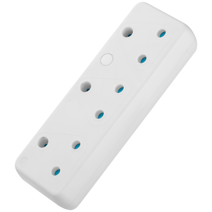Switched 3-Way 16a Adaptor